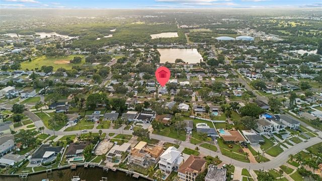 5700 VENETIAN BOULEVARD NE, St Petersburg, FL 33703