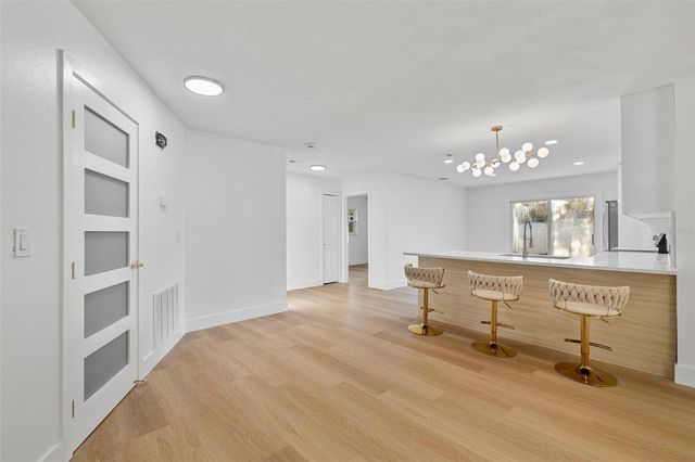 5700 VENETIAN BOULEVARD NE, St Petersburg, FL 33703