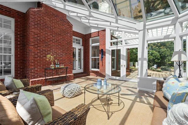 3 Longrove Lane, Des Peres, MO 63131
