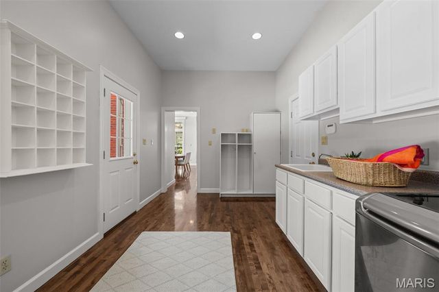 3 Longrove Lane, Des Peres, MO 63131