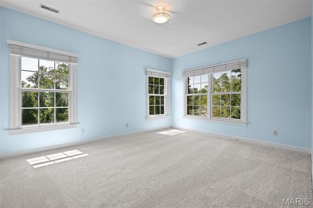 3 Longrove Lane, Des Peres, MO 63131