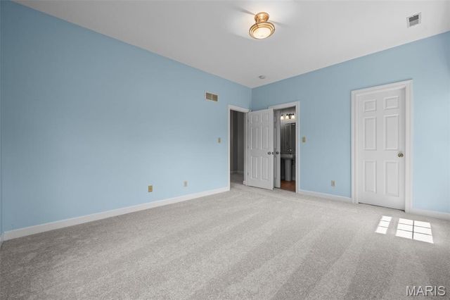 3 Longrove Lane, Des Peres, MO 63131