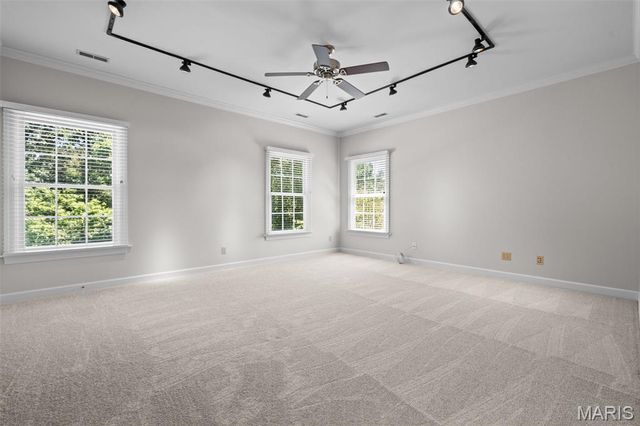 3 Longrove Lane, Des Peres, MO 63131