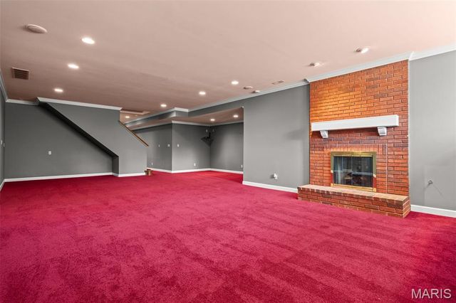 3 Longrove Lane, Des Peres, MO 63131
