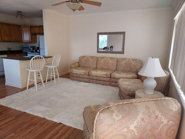 261 Coventry K, West Palm Beach, FL 33417