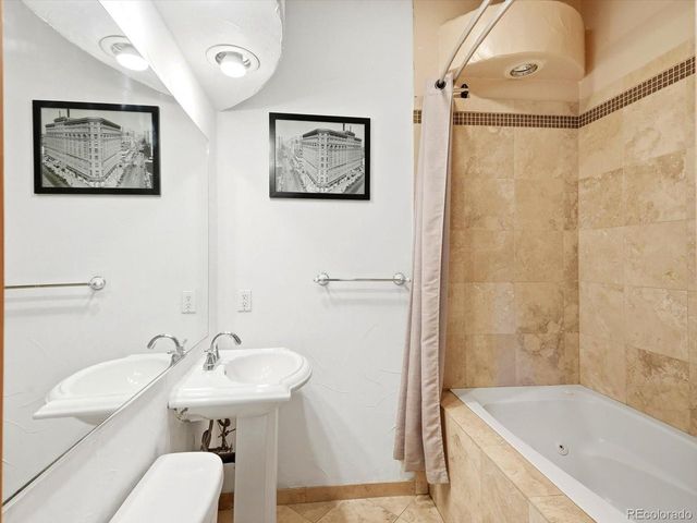 3133 N Downing St, Denver, CO 80205