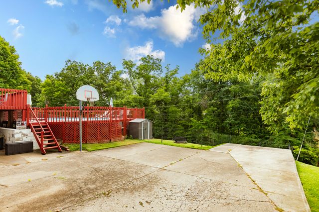 3111 Allens Fork Drive, Burlington, KY 41005