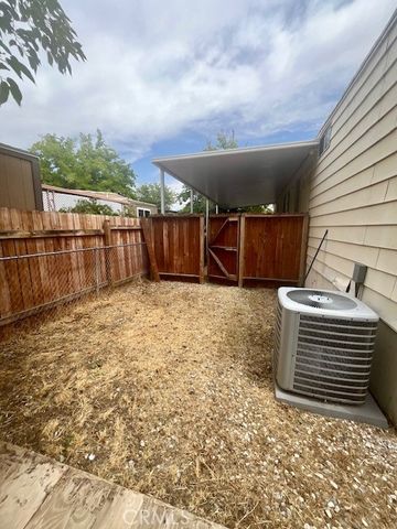 45800 Challenger Way 205, Lancaster, CA 93535