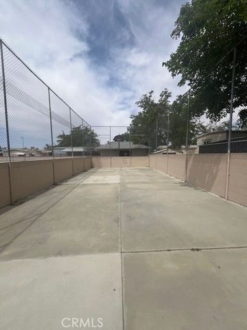45800 Challenger Way 205, Lancaster, CA 93535