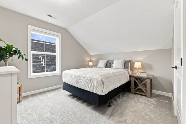 773 S 100th Street, West Des Moines, IA 50266