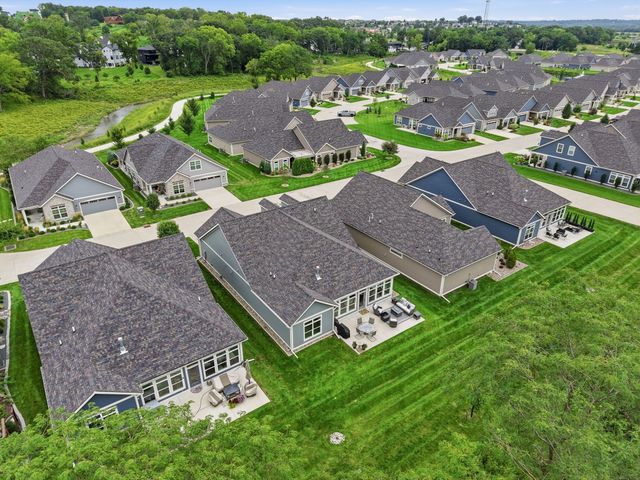 773 S 100th Street, West Des Moines, IA 50266