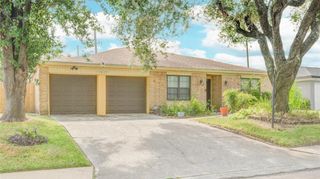 11823 S Evelyn Circle, Houston, TX 77071