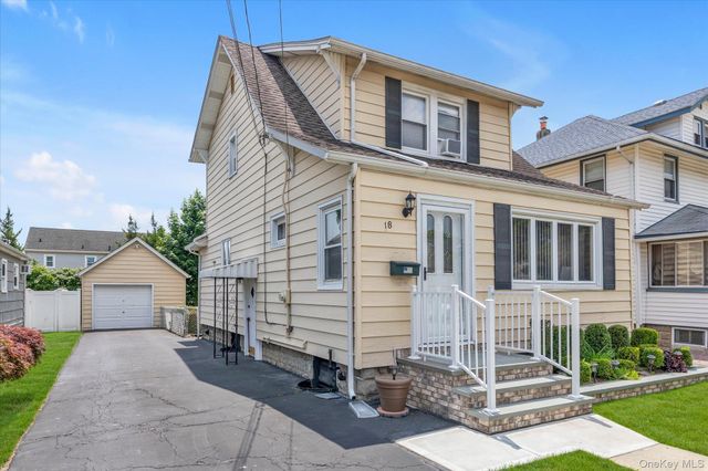 18 W Melrose Street, Valley Stream, NY 11580
