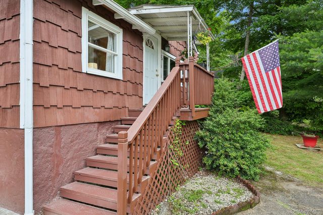 25 Sylvan Trail, Monroe, NY 10950