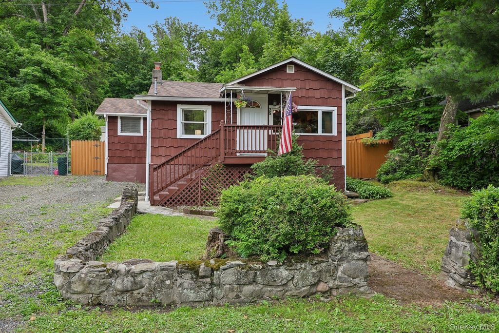 25 Sylvan Trail, Monroe, NY 10950