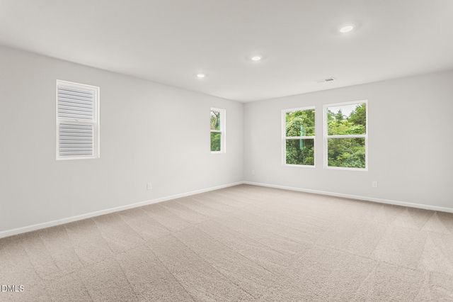 2126 Willow Glen Drive, Graham, NC 27253