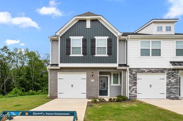 2126 Willow Glen Drive, Graham, NC 27253