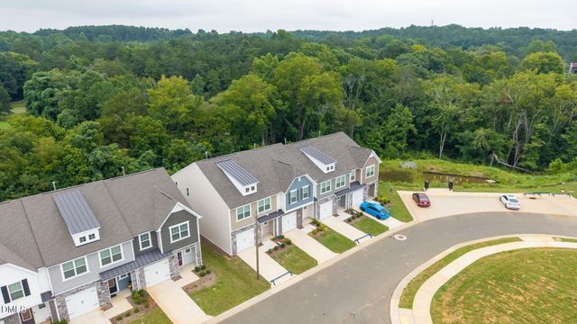 2126 Willow Glen Drive, Graham, NC 27253