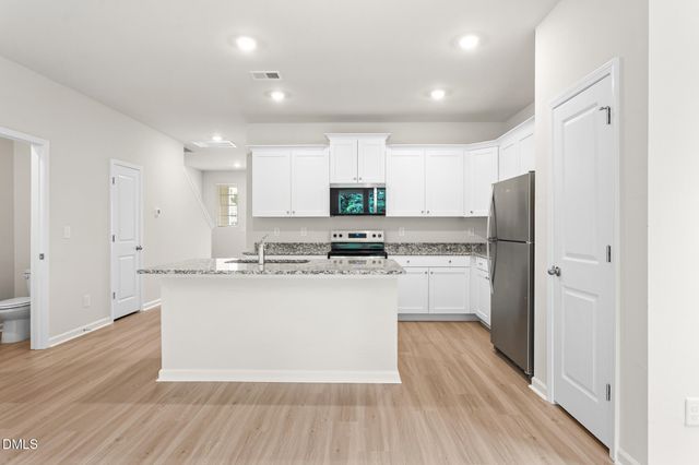 2126 Willow Glen Drive, Graham, NC 27253