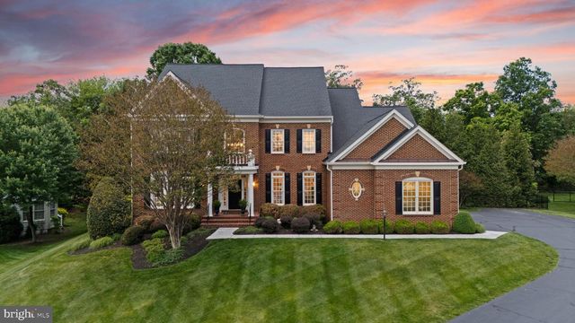 18757 UPPER MEADOW DR, Leesburg, VA 20176
