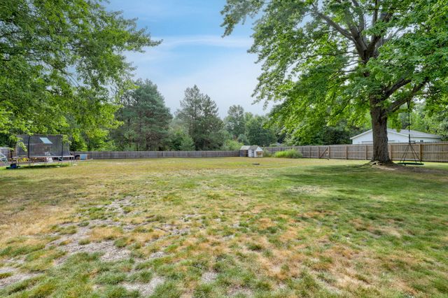 3566 S Brooks Road, Muskegon, MI 49444