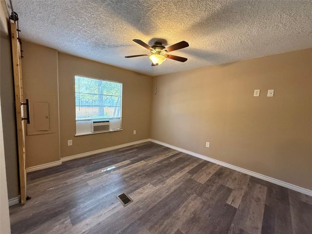 186 County Road 4283, Dayton, TX 77535