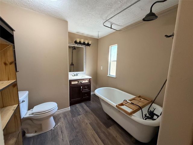 186 County Road 4283, Dayton, TX 77535