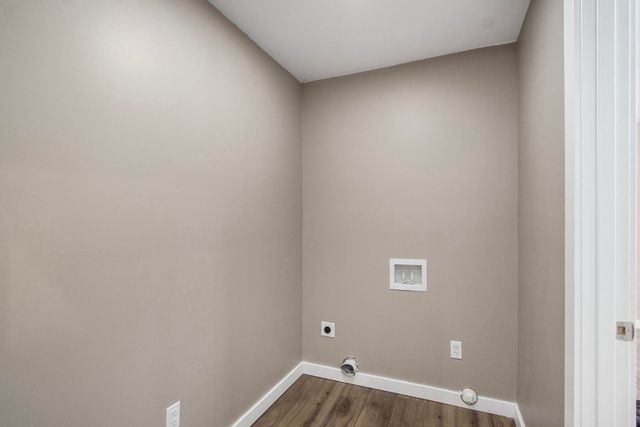 2824 E B Avenue, Plainwell, MI 49080