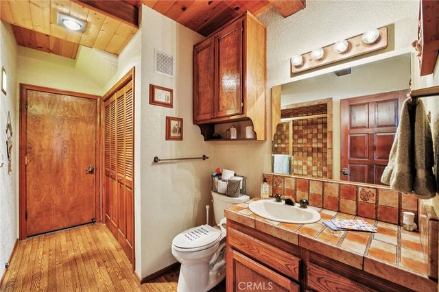 619 Landlock Landing, Big Bear Lake, CA 92315