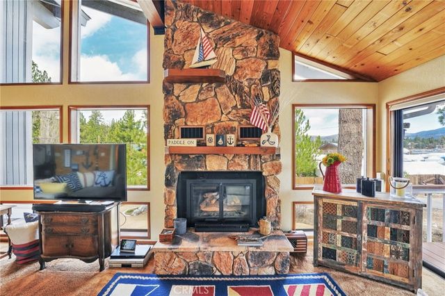 619 Landlock Landing, Big Bear Lake, CA 92315