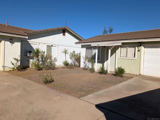 1331 Ramblewood Rd, Alpine, CA 91901