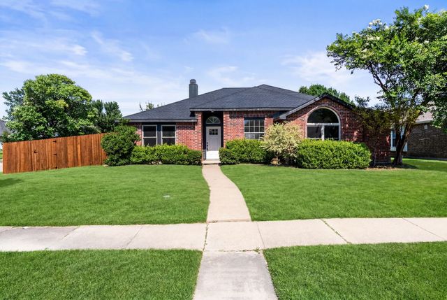 4822 Mize Court, Rowlett, TX 75088