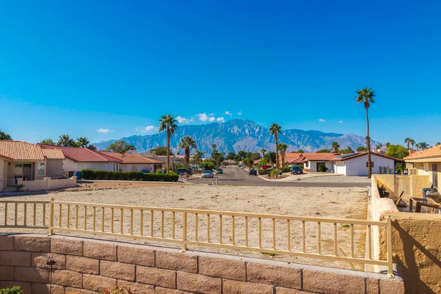 9271 Brookline Avenue, Desert Hot Springs, CA 92240