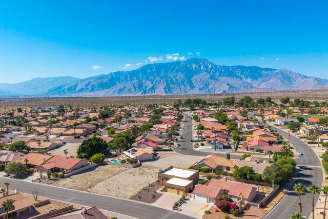 9271 Brookline Avenue, Desert Hot Springs, CA 92240