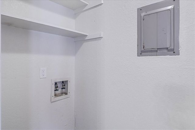 2713 Saint Joseph St K, Corpus Christi, TX 78418