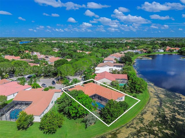 1928 Water Ridge Dr, Weston, FL 33326