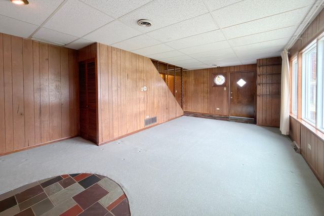 3000 starling Lane, Rolling Meadows, IL 60008