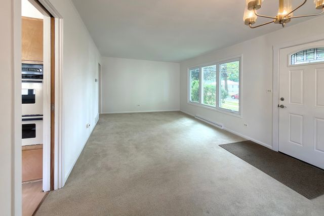 3000 starling Lane, Rolling Meadows, IL 60008