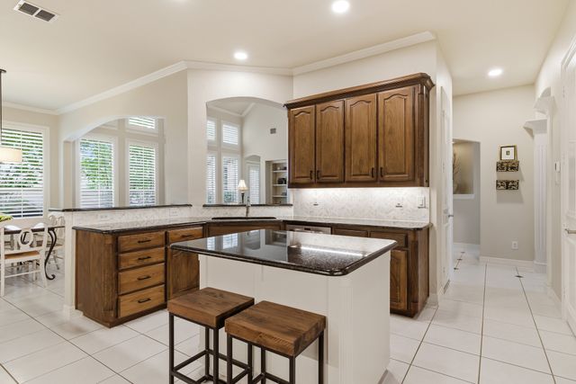 904 Briar Ridge Drive, Keller, TX 76248