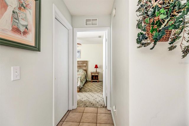 9485 SW 92ND ST ROAD, Ocala, FL 34481