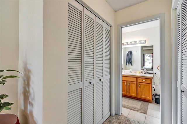 9485 SW 92ND ST ROAD, Ocala, FL 34481