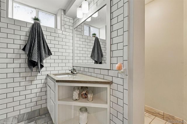 1663 S Vrain Street, Denver, CO 80219