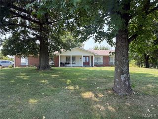 4931 S Point Road, Washington, MO 63090