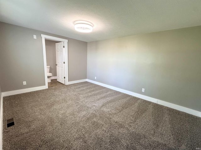 3720 E 570 North, Crawfordsville, IN 47933