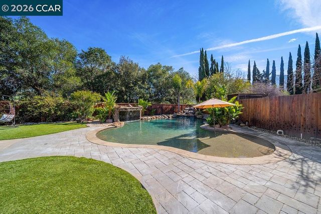 510 Mt Davidson Court, Clayton, CA 94517