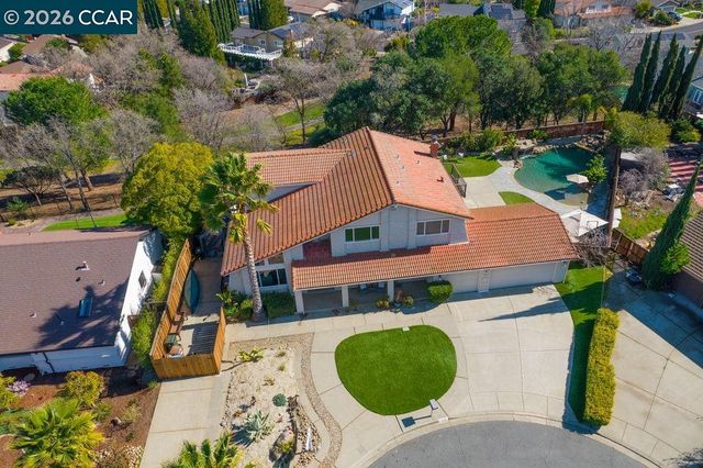 510 Mt Davidson Court, Clayton, CA 94517