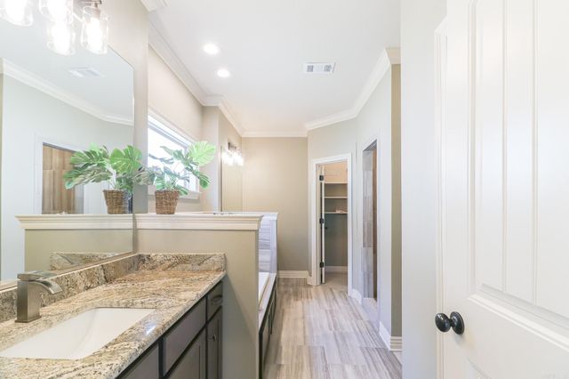 1985 Windy Lane, Jonesboro, AR 72404