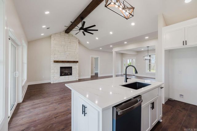 123 MURRAY HILL PLACE, Hot Springs, AR 71913