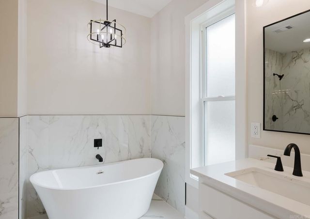 123 MURRAY HILL PLACE, Hot Springs, AR 71913