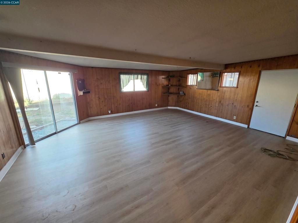 Image 13 of property listing at 15044 Juniper St, San Leandro, CA 94579
